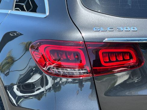 Certified 2022 Mercedes-Benz GLC 300 image 32