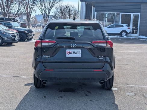 Used 2025 Toyota RAV4 XLE w/ Convenience Package image 6