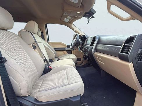 Used 2021 Ford F250 XLT w/ XLT Value Package image 13