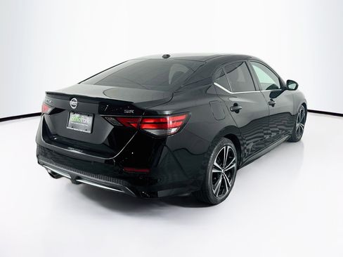 Used 2020 Nissan Sentra SR w/ Premium Package FWD image 9