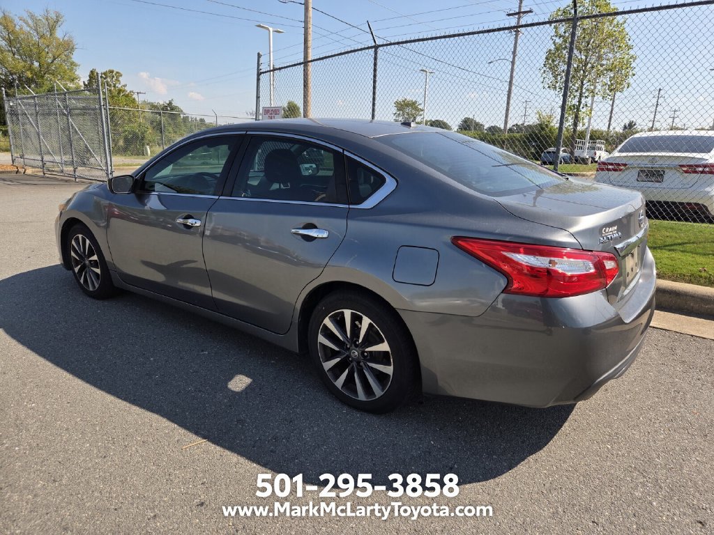 Used 2017 Nissan Altima 2.5 SV FWD image 5