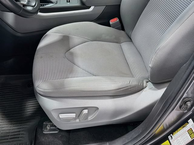 Used 2023 Toyota Highlander LE AWD/4WD image 16
