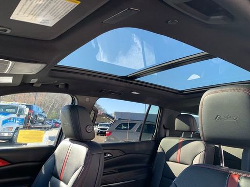 Used 2026 Chevrolet Traverse RS image 41