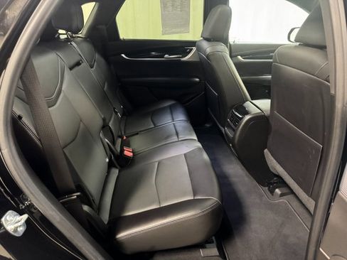 Used 2025 Cadillac XT5 Premium Luxury image 23