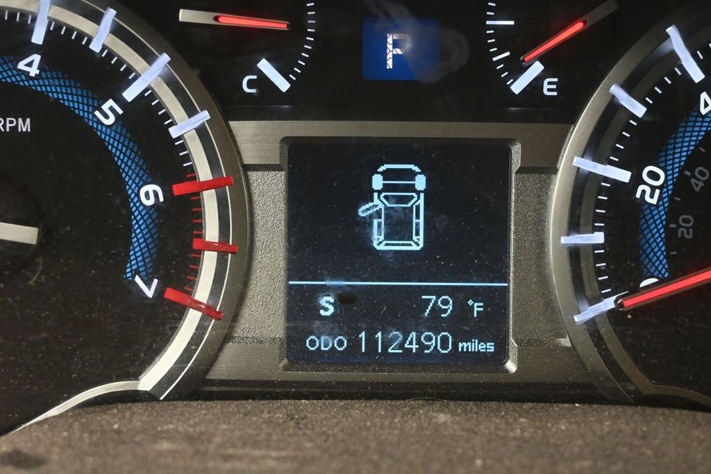 Used 2018 Toyota 4Runner SR5 Premium AWD/4WD image 16