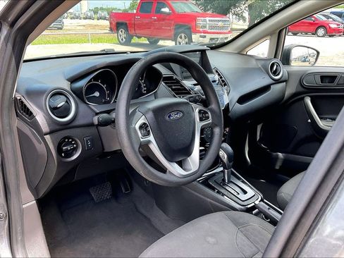 Used 2019 Ford Fiesta SE w/ Equipment Group 201A FWD image 14