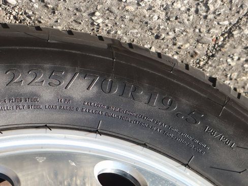 Used 2021 RAM 5500 Tradesman w/ Chrome Appearance Group image 42