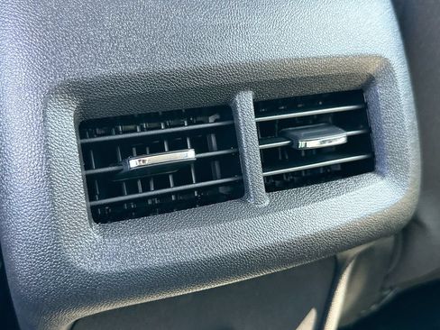Certified 2024 Chevrolet Equinox LS FWD image 23