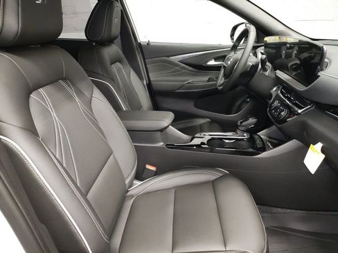 New 2026 Buick Envista Sport Touring w/ Studio Series image 7