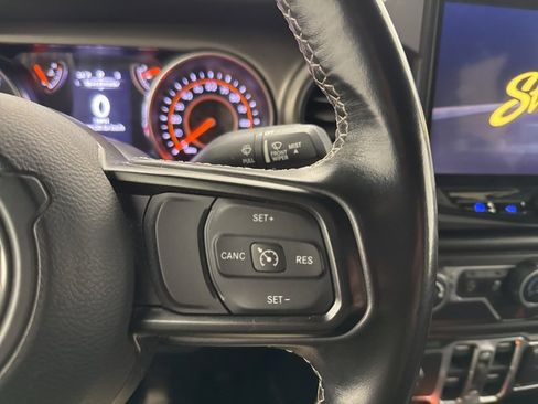 Used 2020 Jeep Wrangler Unlimited Sport image 23