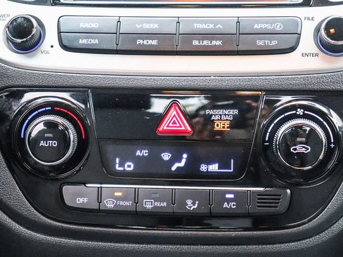 Used 2018 Hyundai Accent Limited image 14