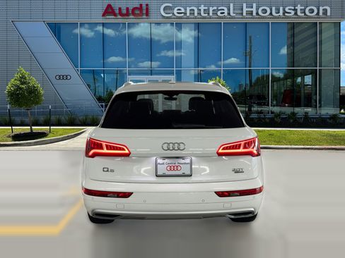 Used 2018 Audi Q5 2.0T Premium Plus w/ Premium Plus Package image 10