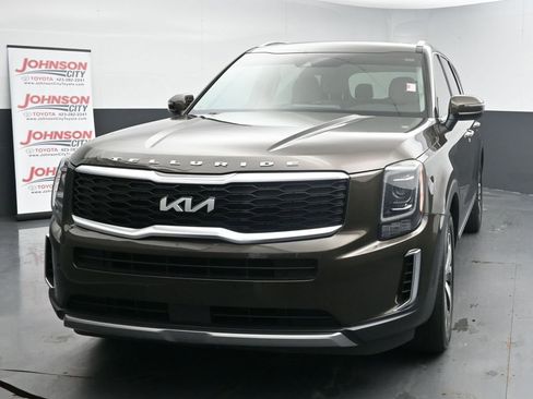 Used 2022 Kia Telluride S image 4