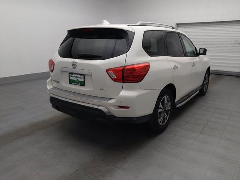 Used 2019 Nissan Pathfinder SL FWD image 9