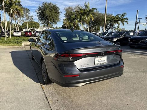 Used 2024 Honda Accord EX image 13