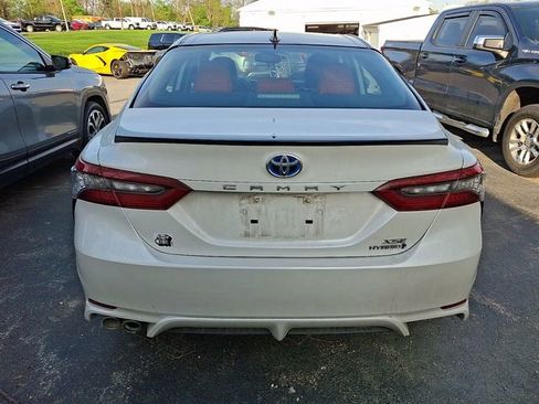 Used 2022 Toyota Camry XSE w/ Cold Weather Package image 5