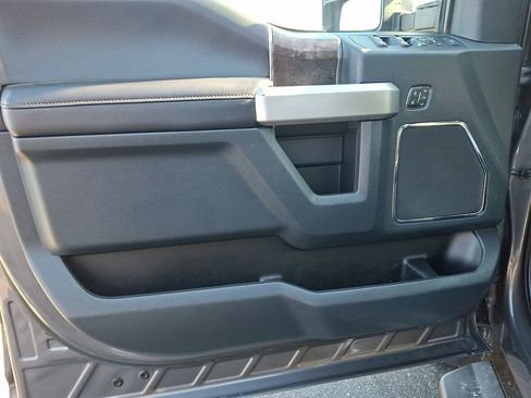 Used 2022 Ford F350 Lariat w/ Lariat Ultimate Package image 12