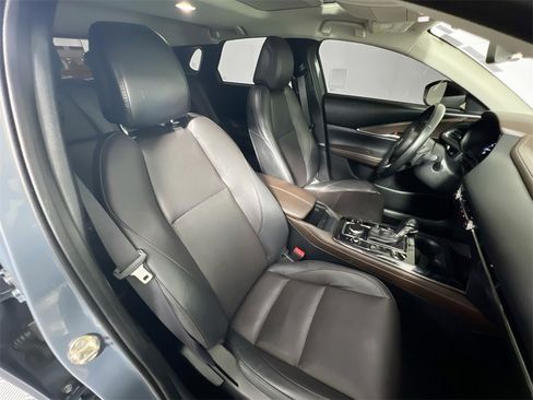 Used 2021 MAZDA CX-30 AWD 2.5 S w/ Premium Package image 28