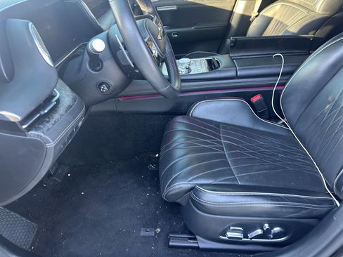 Certified 2023 Genesis G90 3.5T image 4