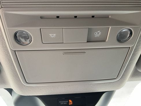 New 2025 Nissan Kicks SR image 27