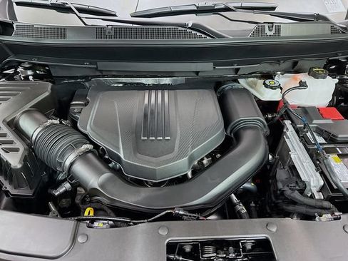 New 2026 Chevrolet Traverse LT w/ Midnight/Sport Edition FWD image 33