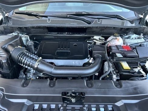 Certified 2024 Chevrolet Blazer LT w/ Convenience Package image 12