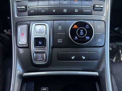 Used 2023 Hyundai Santa Fe SEL AWD/4WD image 16