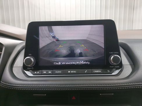 Used 2023 Nissan Rogue SV w/ SV Premium B Package image 24