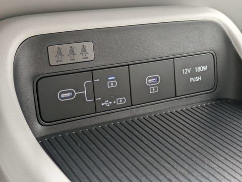 Certified 2024 Hyundai Kona SEL FWD image 29