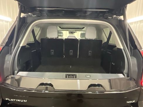 Used 2025 Ford Expedition Max Platinum AWD/4WD image 27