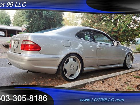 Used 2001 Mercedes-Benz CLK 55 AMG Coupe image 9