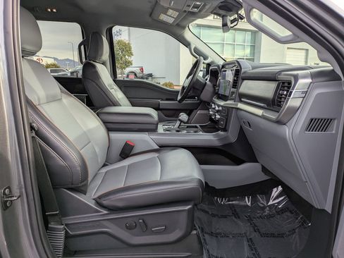 Used 2025 Ford F150 Lariat w/ Equipment Group 501A Mid image 29