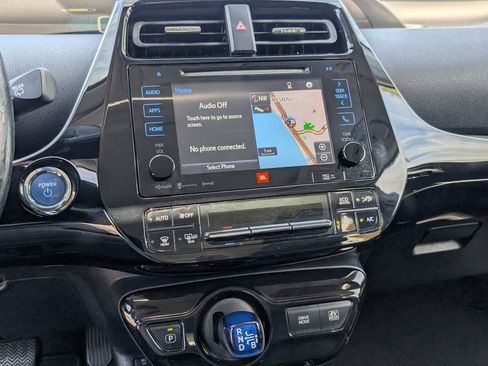 Used 2017 Toyota Prius Four w/ Premium Convenience Package FWD image 17