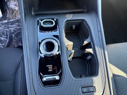 New 2026 Jeep Cherokee Laredo AWD/4WD image 14