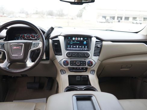 Used 2019 GMC Yukon SLT image 22