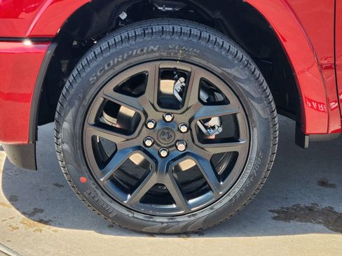 New 2026 RAM 1500 Laramie AWD/4WD image 11