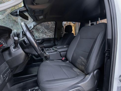 Used 2022 Chevrolet Silverado 2500 LT w/ Convenience Package image 19