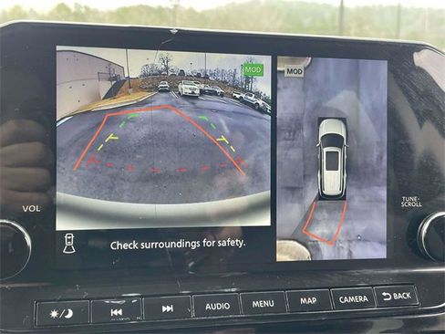 Used 2022 Nissan Pathfinder SL image 22