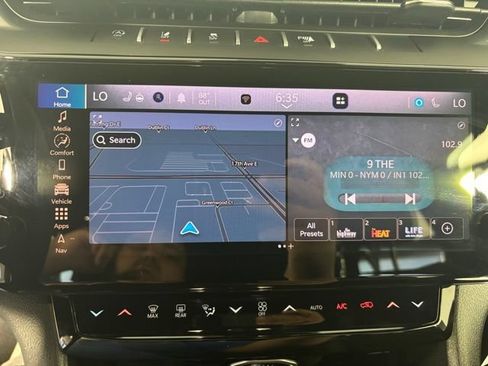New 2026 Jeep Grand Cherokee Altitude AWD/4WD image 22