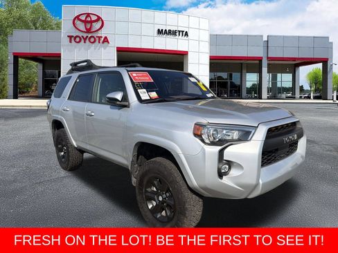 Used 2024 Toyota 4Runner SR5 Premium w/ Moonroof Package AWD/4WD image 1