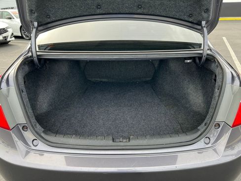 Used 2013 Honda Accord EX image 32