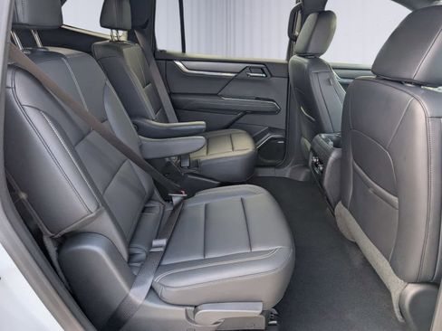 Certified 2024 GMC Acadia Elevation image 10