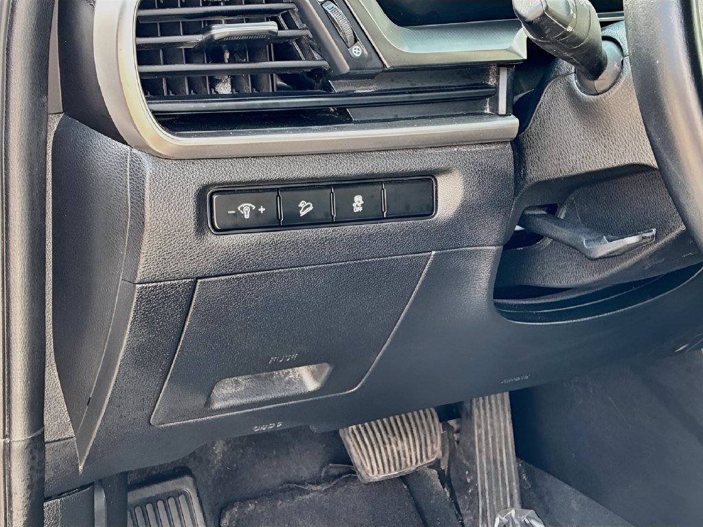 Used 2024 Kia Telluride S w/ S Sunroof Package FWD image 10