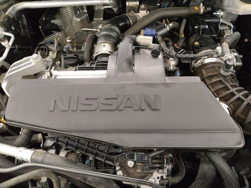 Used 2024 Nissan Rogue S AWD/4WD image 30