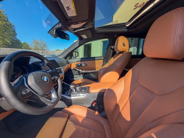 Used 2021 BMW 330i Sedan w/ Premium Package RWD image 5