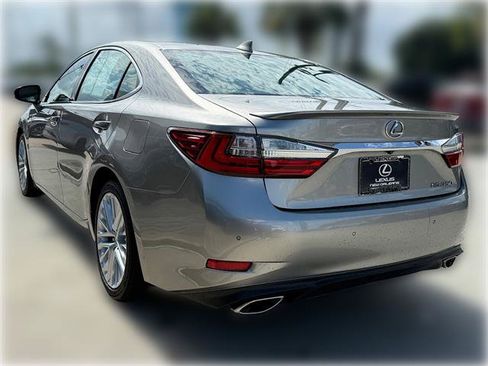 Used 2017 Lexus ES 350 FWD image 5