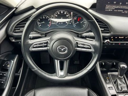 Used 2021 MAZDA MAZDA3 s image 15
