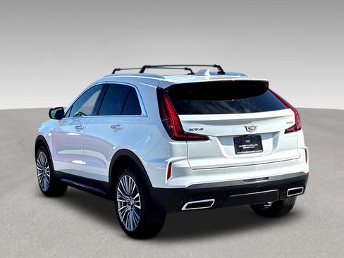 Certified 2024 Cadillac XT4 Premium Luxury image 40
