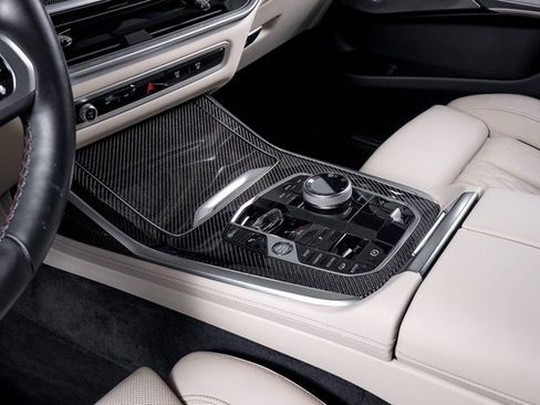 Used 2024 BMW X7 M60i w/ Executive Package image 38