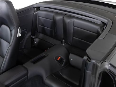 Used 2019 Porsche 911 Turbo image 43